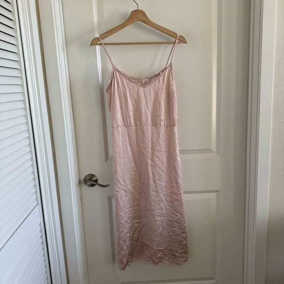 Aritzia Wilfred Millie Slip Dress Rose Quartz - Picture 3 of 10